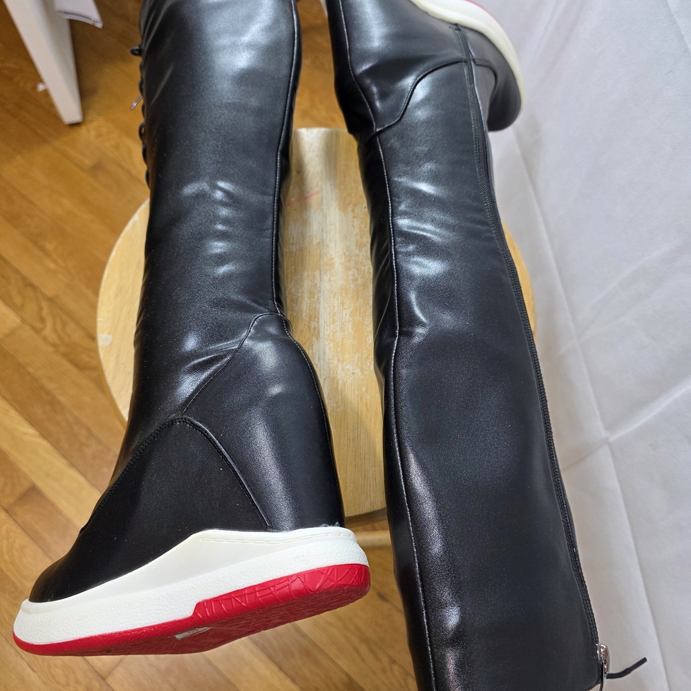 Black Lace-Up Knee-High Boots - Picture 12 of 12